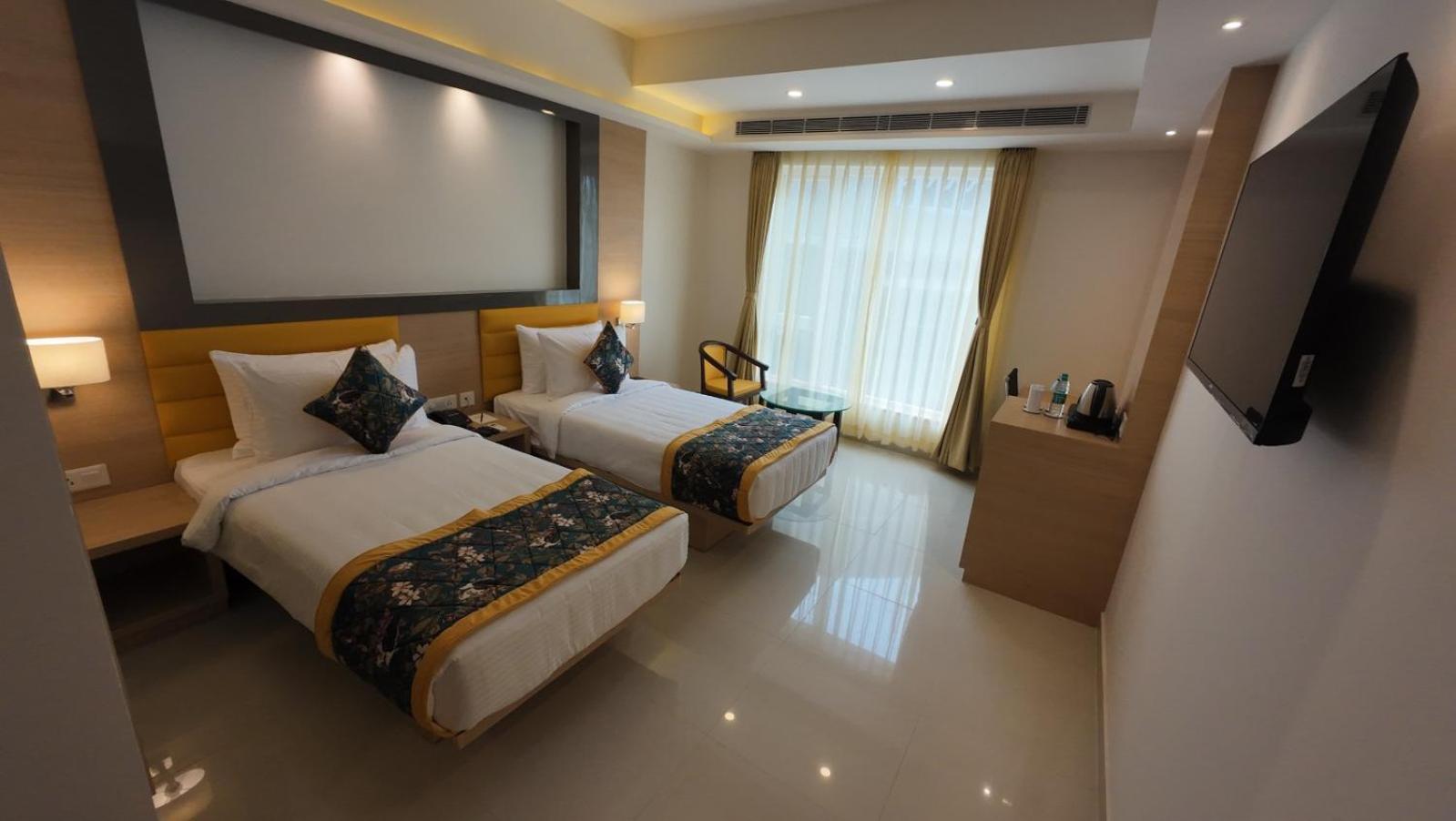 Hotel Surya Grand Siliguri Exterior photo